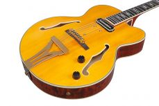 Ibanez PM3C-NAL Pat Metheny jazzkitara.