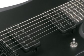 Ibanez Iron Label RGDRB71-BKF kitaran DiMarzio-mikrofonit.